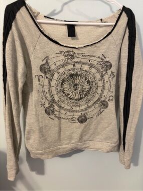 Beige Scoop Neck Graphic Celestial Sweatshirt with Black Stripe Sleeves